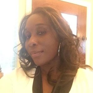 Meet your Posher, Yoland